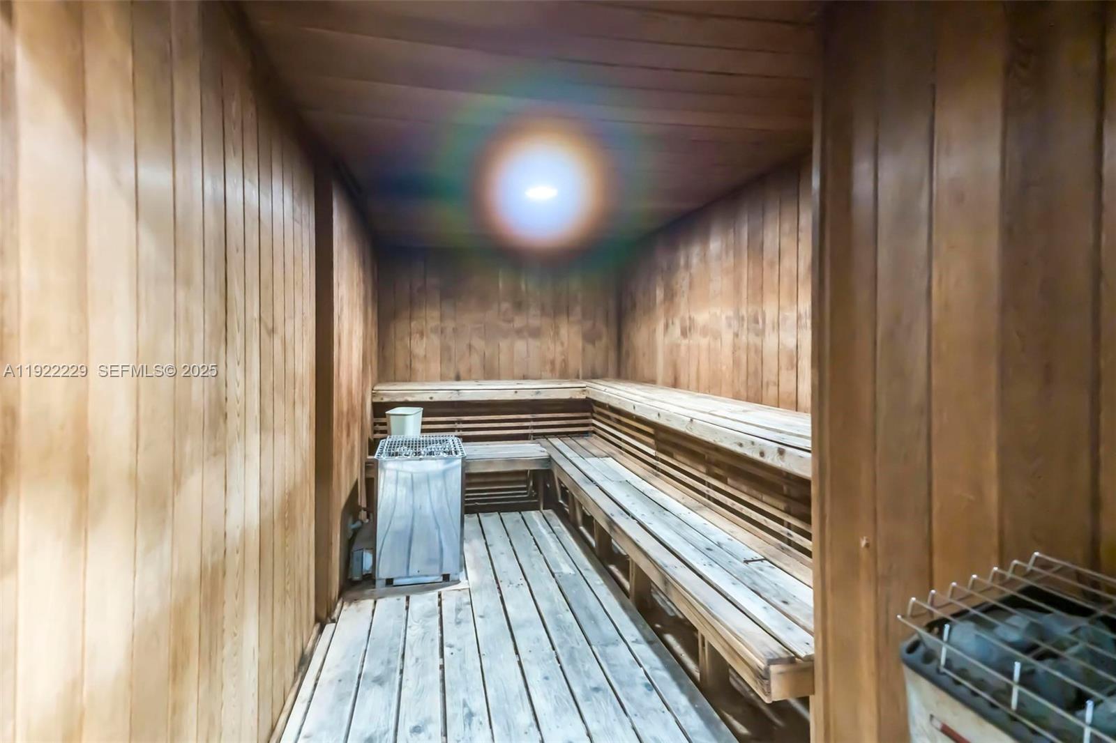 THE AVENTURA BEACH CLUB - Residential