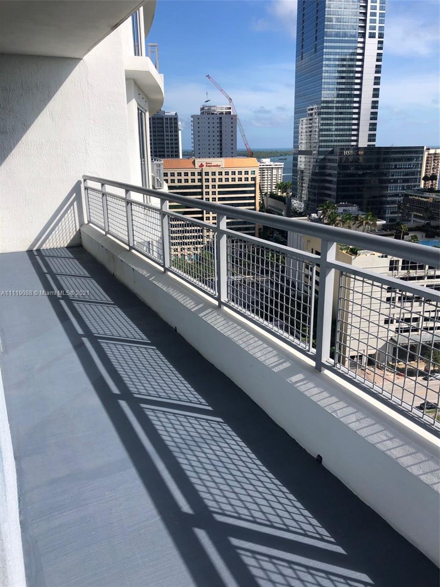 INFINITY AT BRICKELL COND - Residential Lease