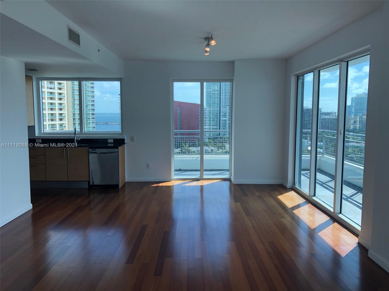 INFINITY AT BRICKELL COND - Residential Lease