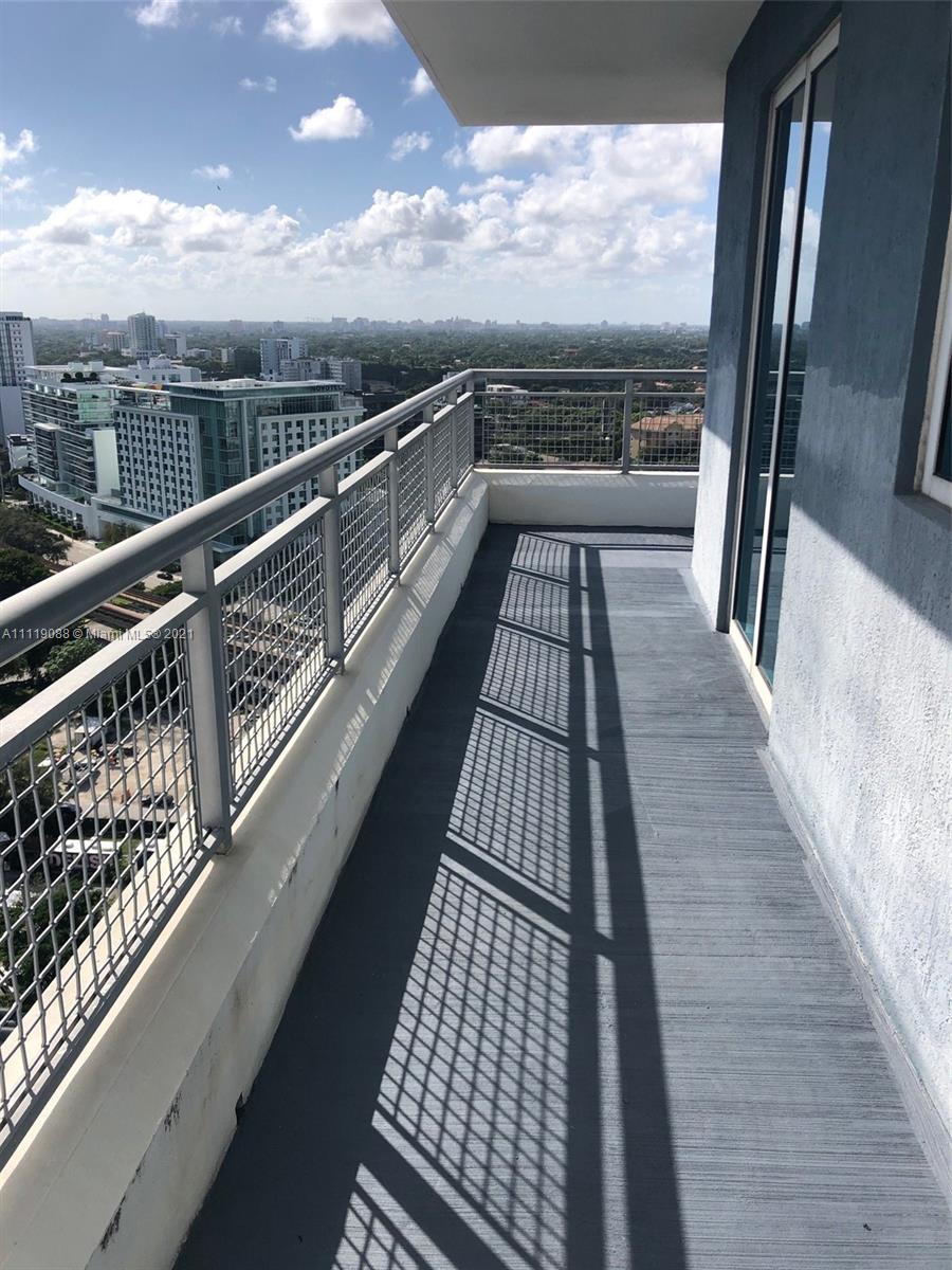 INFINITY AT BRICKELL COND - Residential Lease