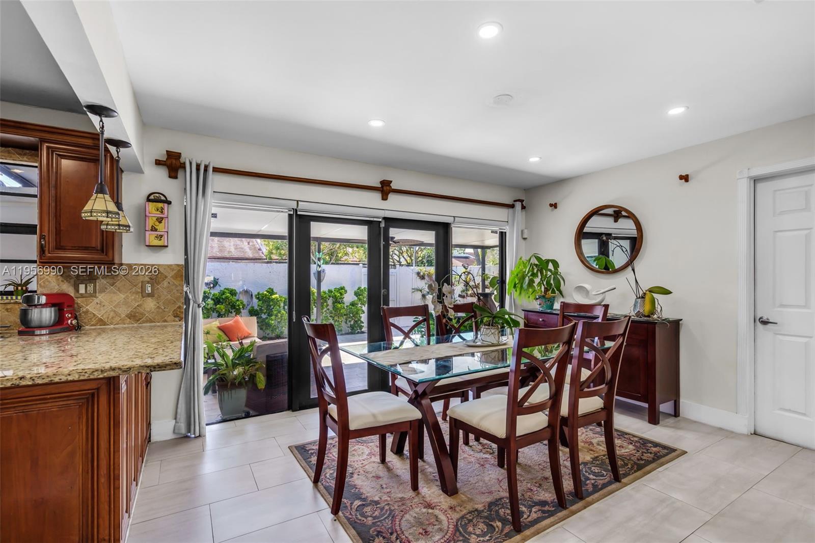 VILLAS OF MADEIRA SEC 3 - Residential