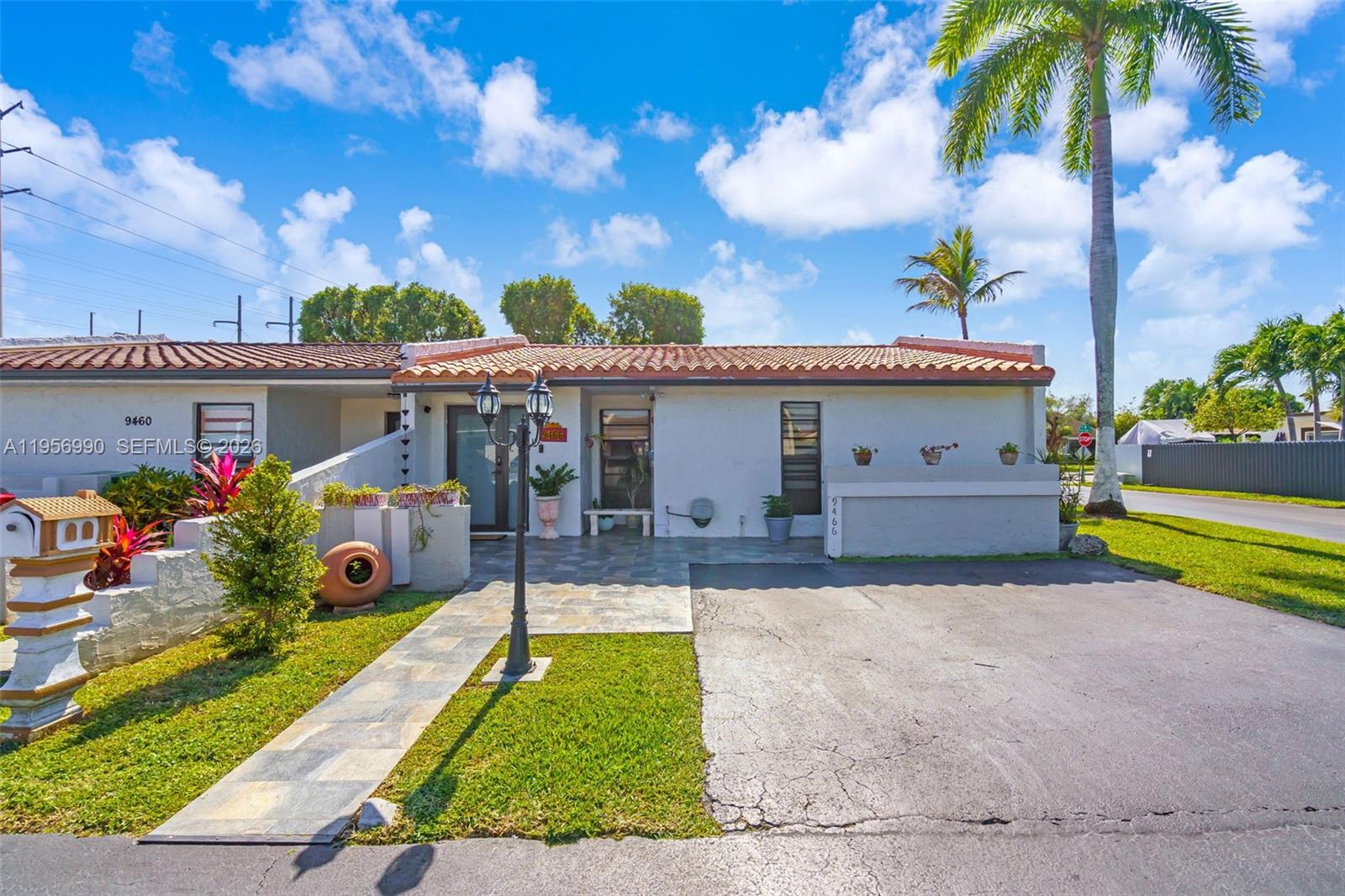 VILLAS OF MADEIRA SEC 3 - Residential