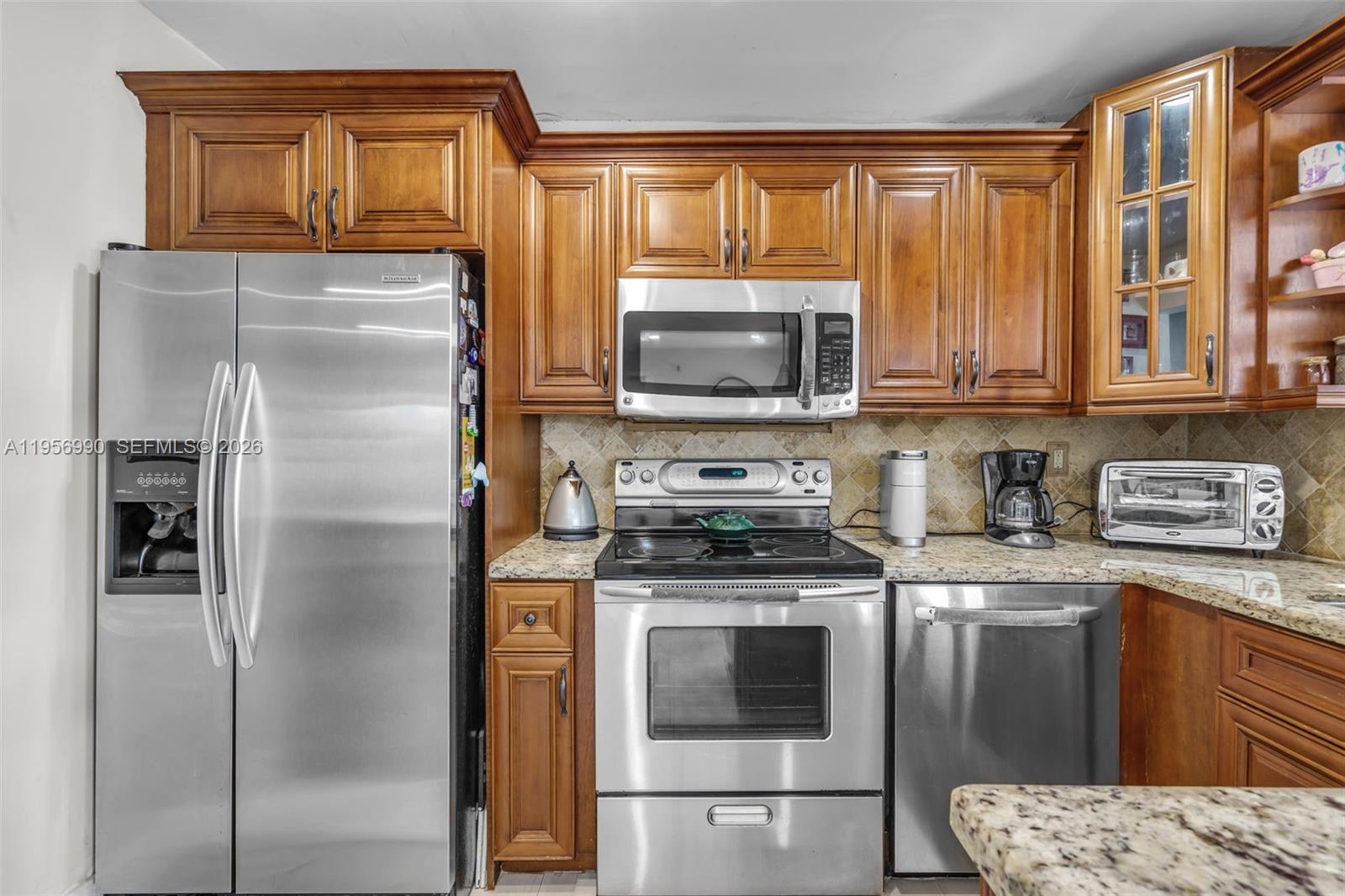 VILLAS OF MADEIRA SEC 3 - Residential