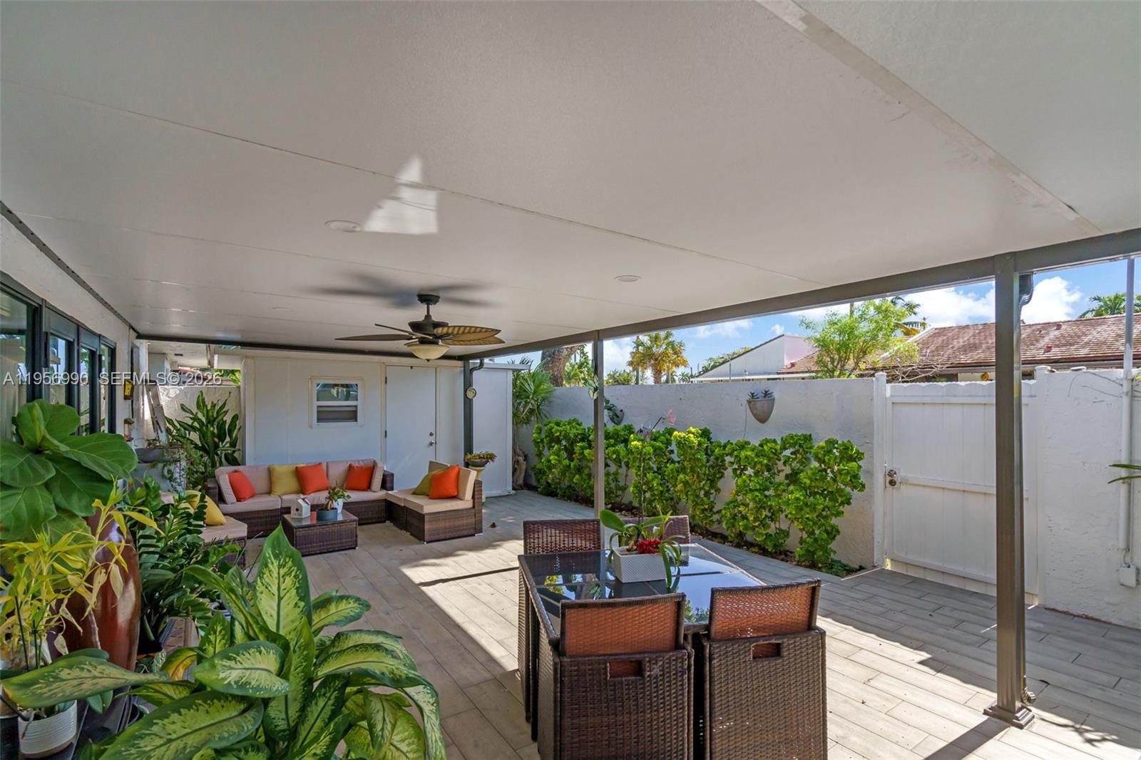 VILLAS OF MADEIRA SEC 3 - Residential