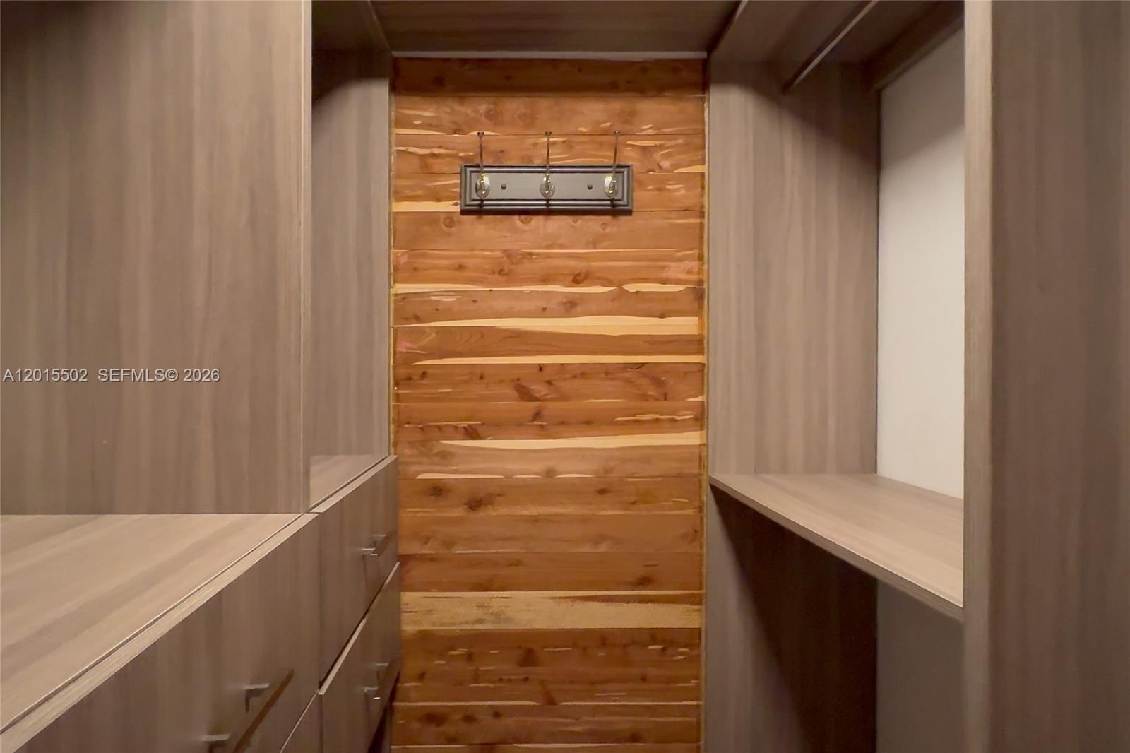 GRIFFING BISCAYNE PK EST - Residential Lease