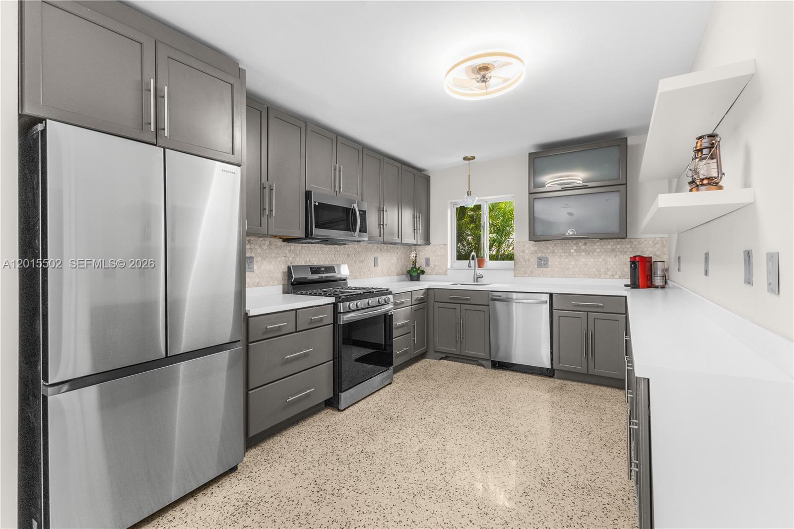 GRIFFING BISCAYNE PK EST - Residential Lease