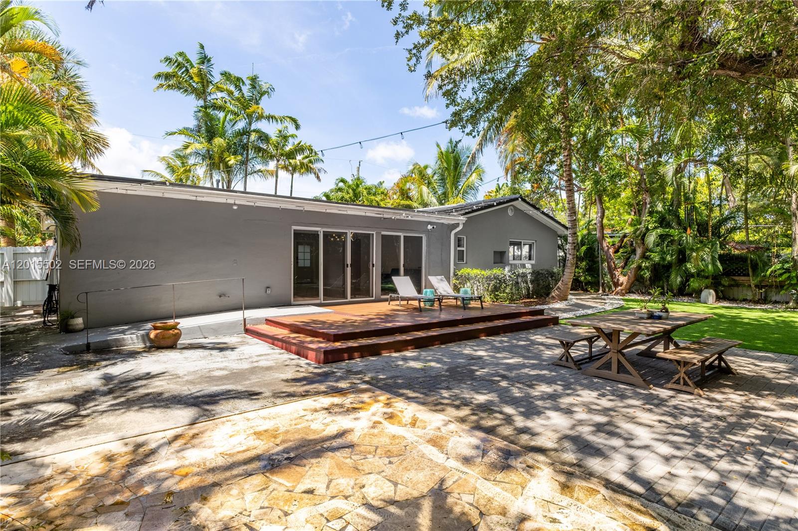 GRIFFING BISCAYNE PK EST - Residential Lease