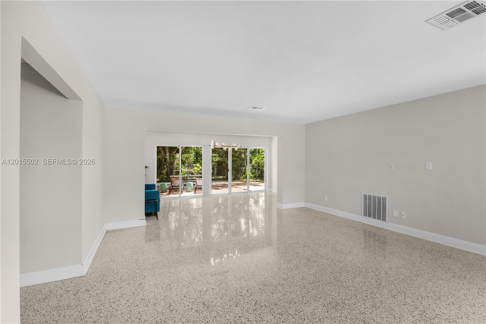 GRIFFING BISCAYNE PK EST - Residential Lease