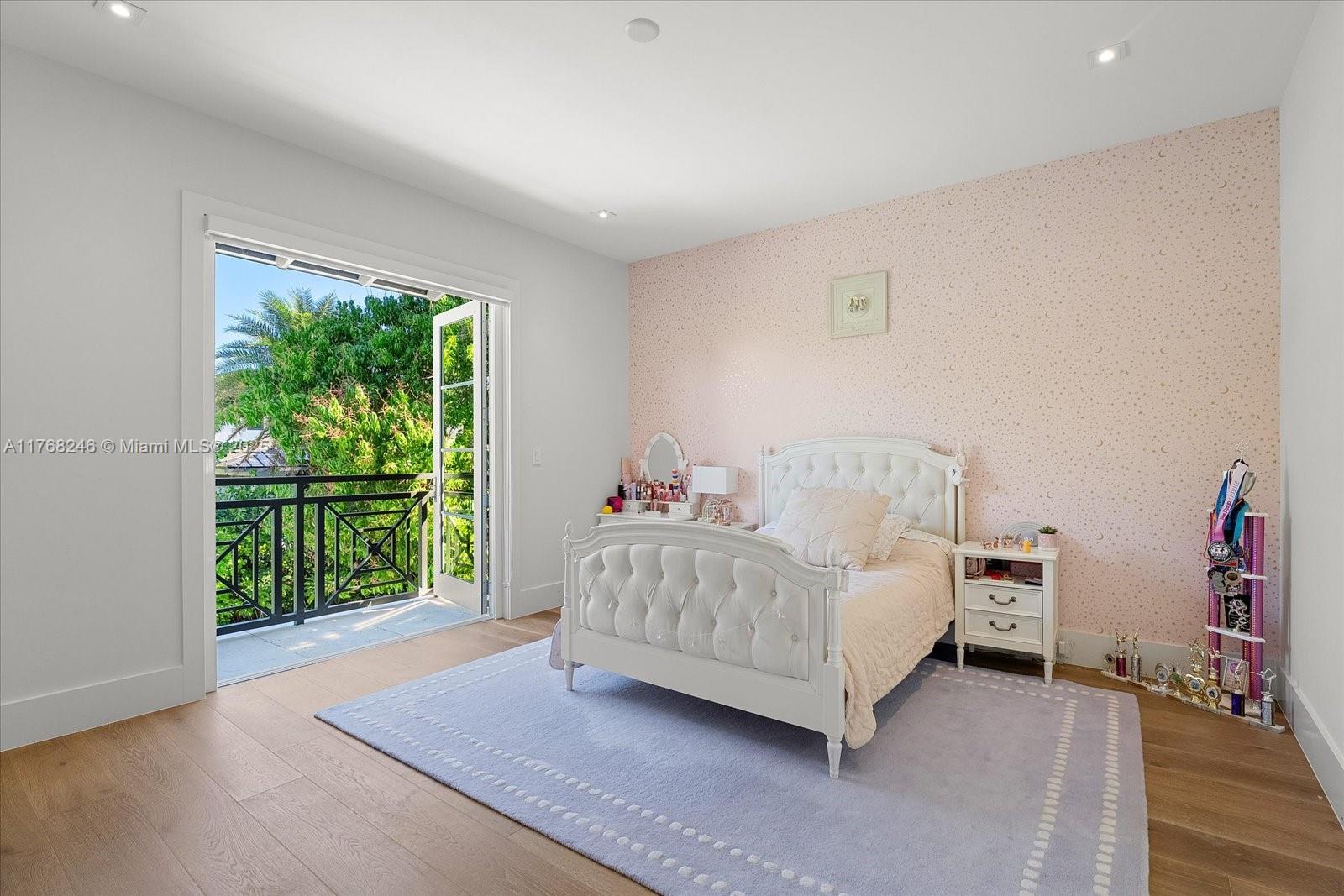 PALM MIAMI HEIGHTS REV - Residential