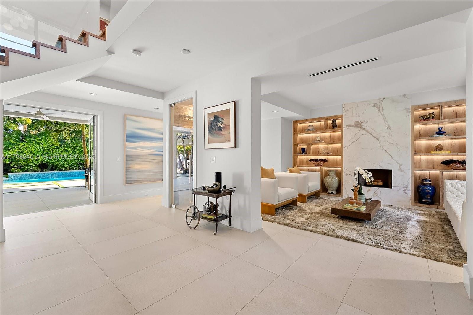 PALM MIAMI HEIGHTS REV - Residential