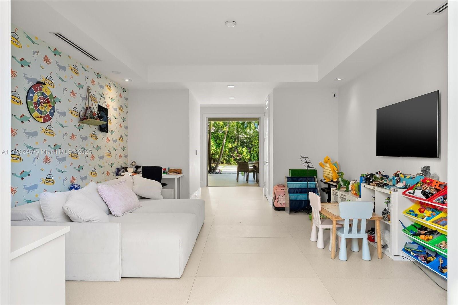 PALM MIAMI HEIGHTS REV - Residential