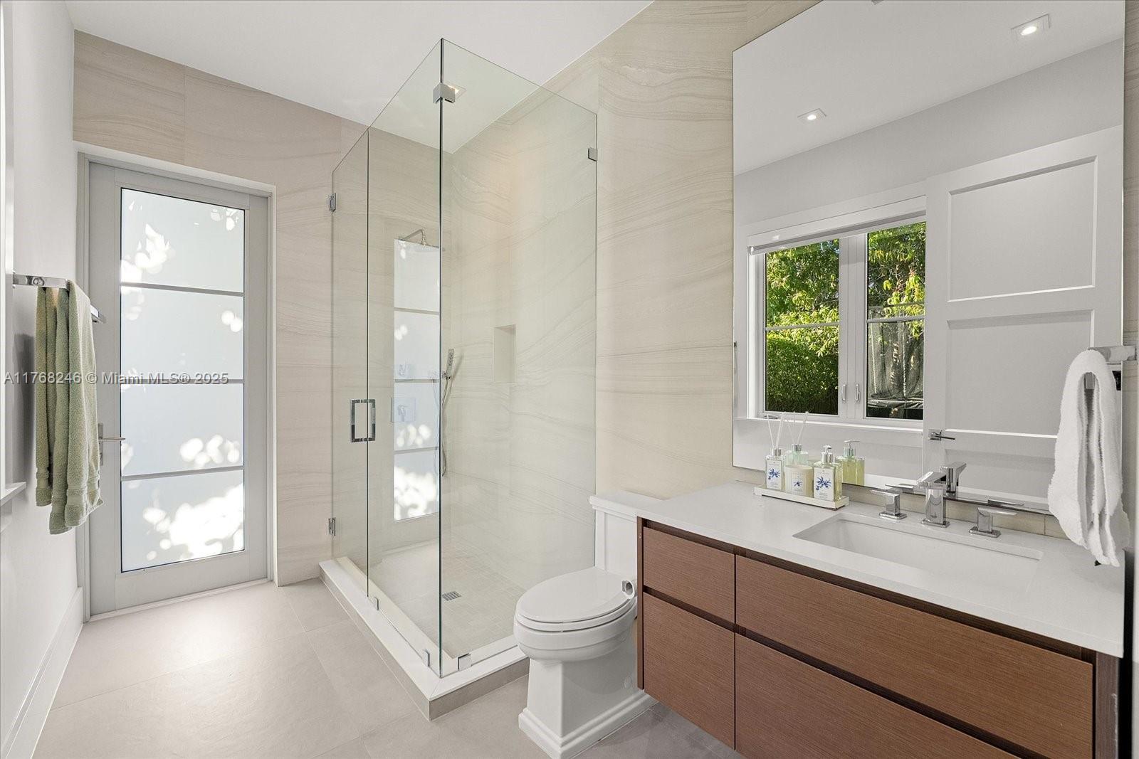 PALM MIAMI HEIGHTS REV - Residential