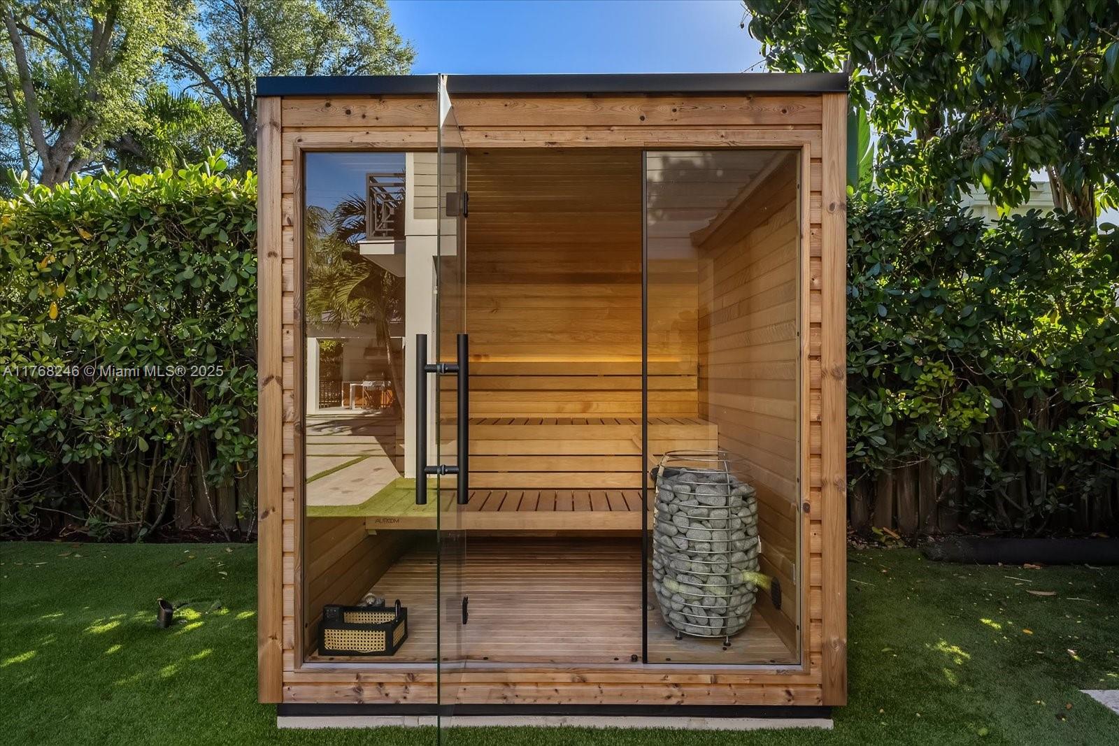 PALM MIAMI HEIGHTS REV - Residential