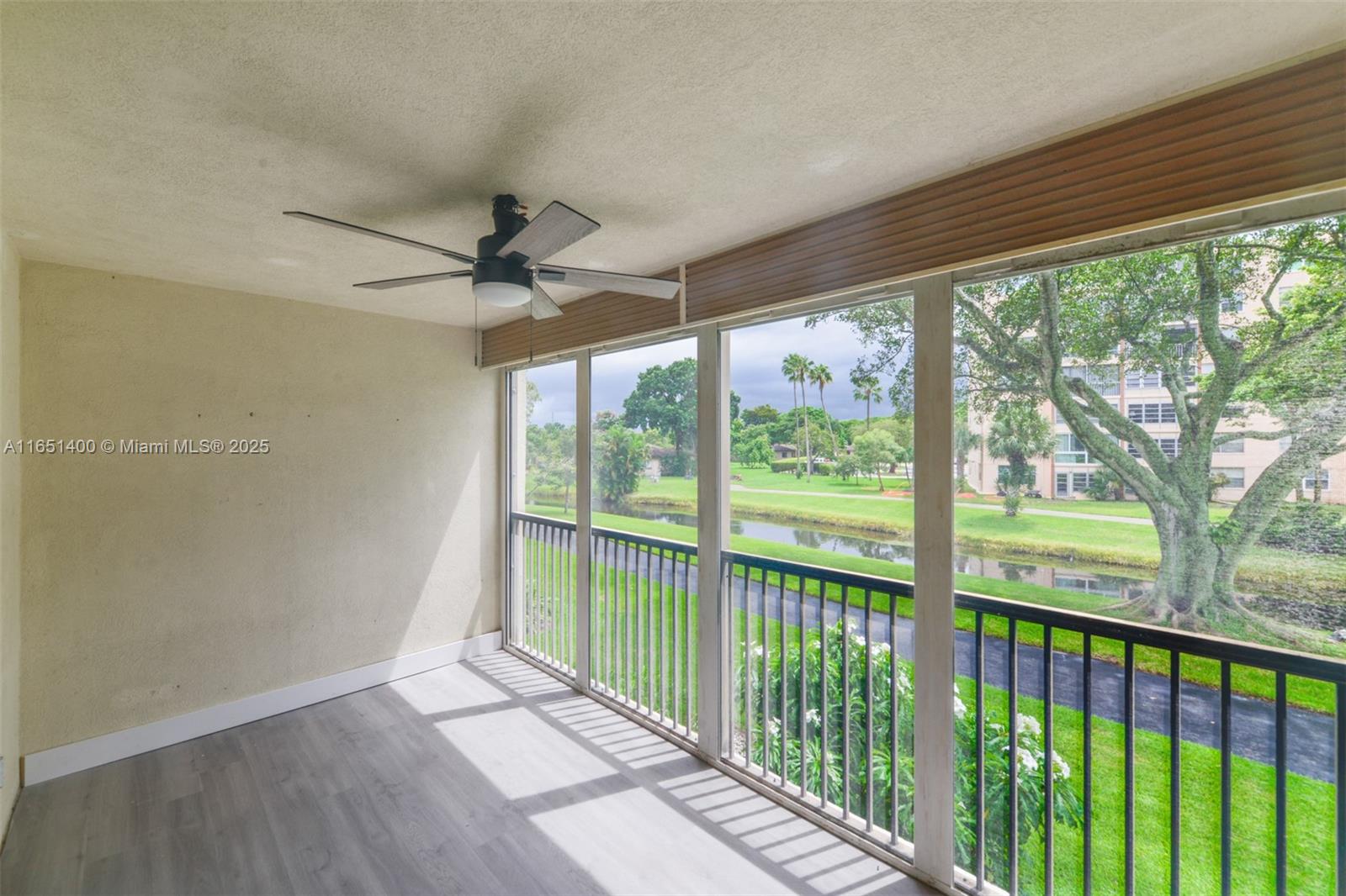 HUNTINGTON LAKES SEC ONE - Residential