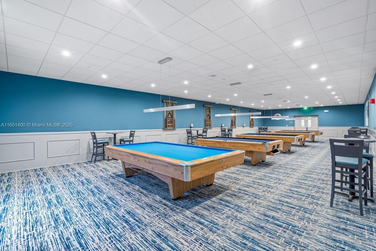 HUNTINGTON LAKES SEC ONE - Residential
