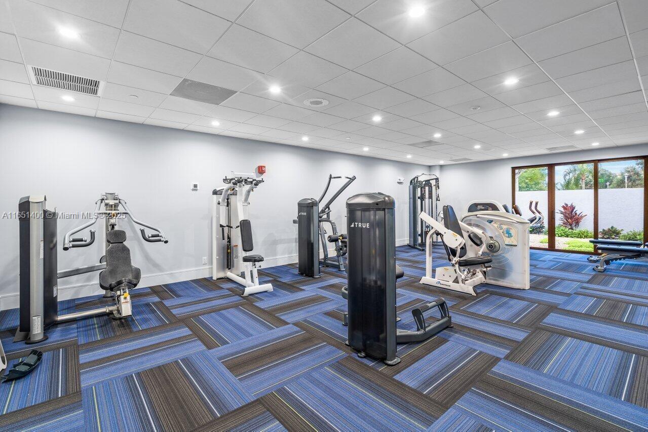 HUNTINGTON LAKES SEC ONE - Residential
