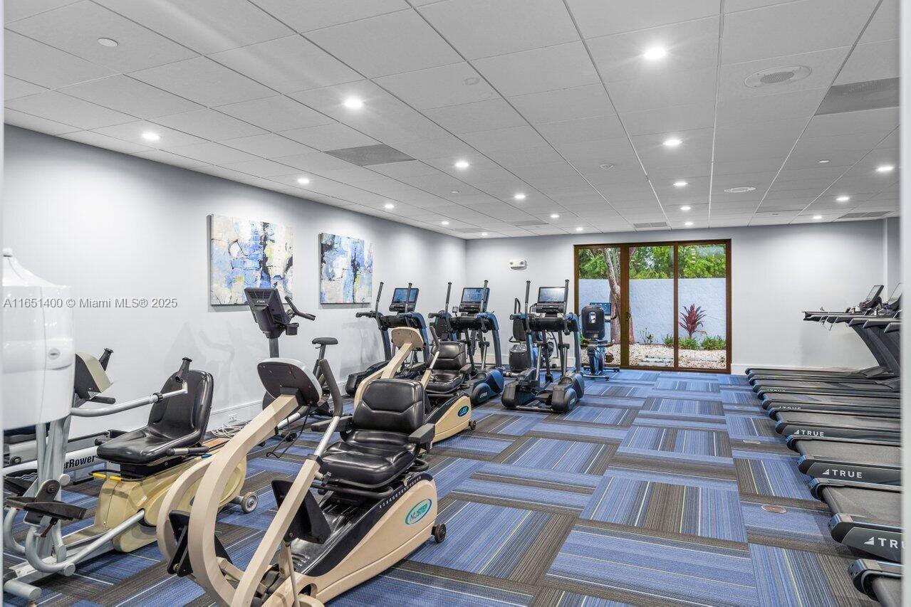 HUNTINGTON LAKES SEC ONE - Residential