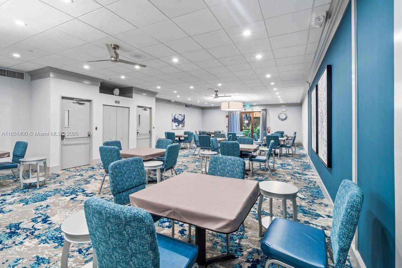 HUNTINGTON LAKES SEC ONE - Residential