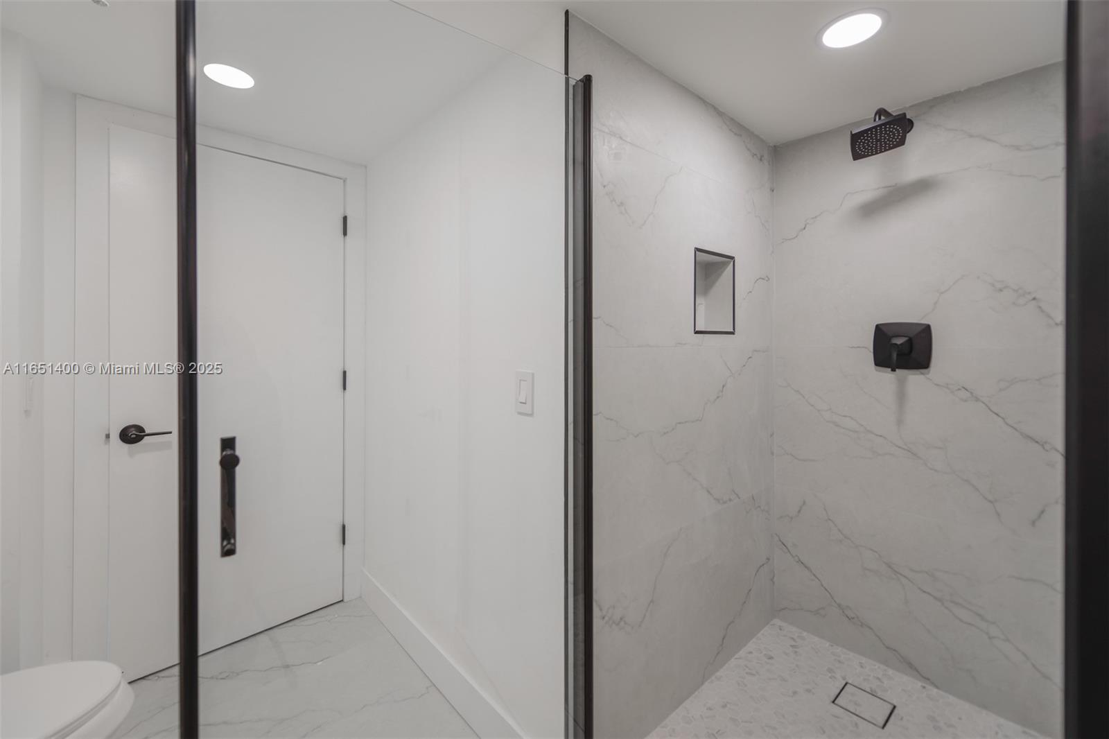 HUNTINGTON LAKES SEC ONE - Residential