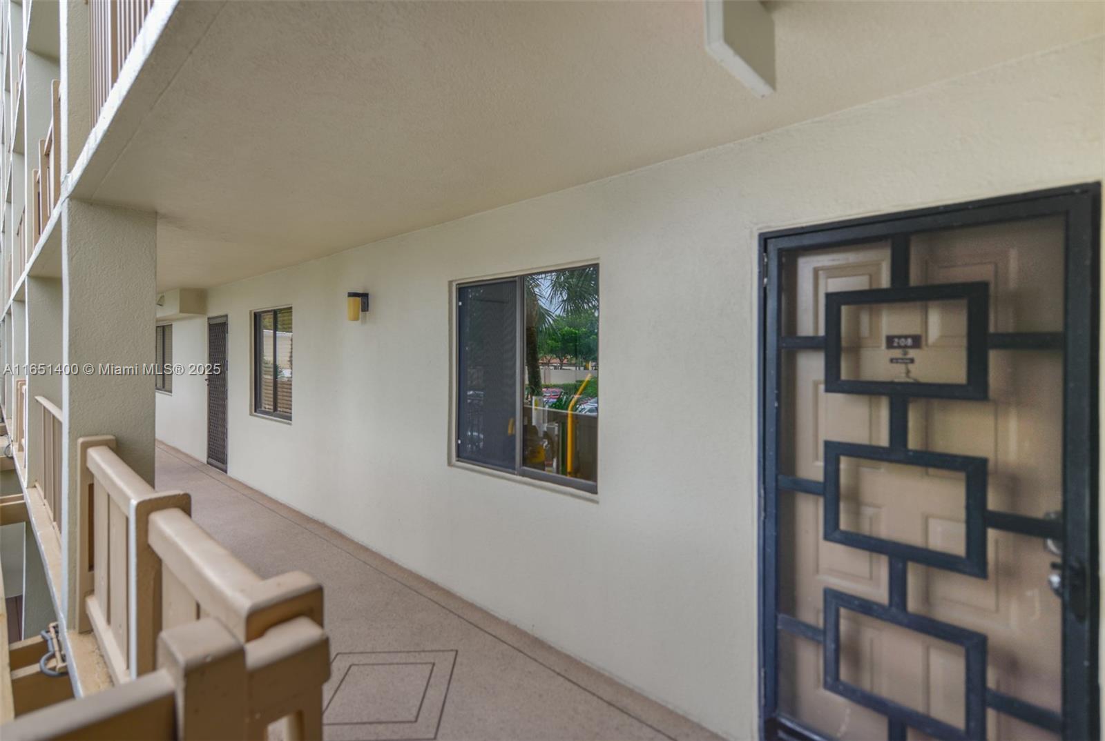 HUNTINGTON LAKES SEC ONE - Residential