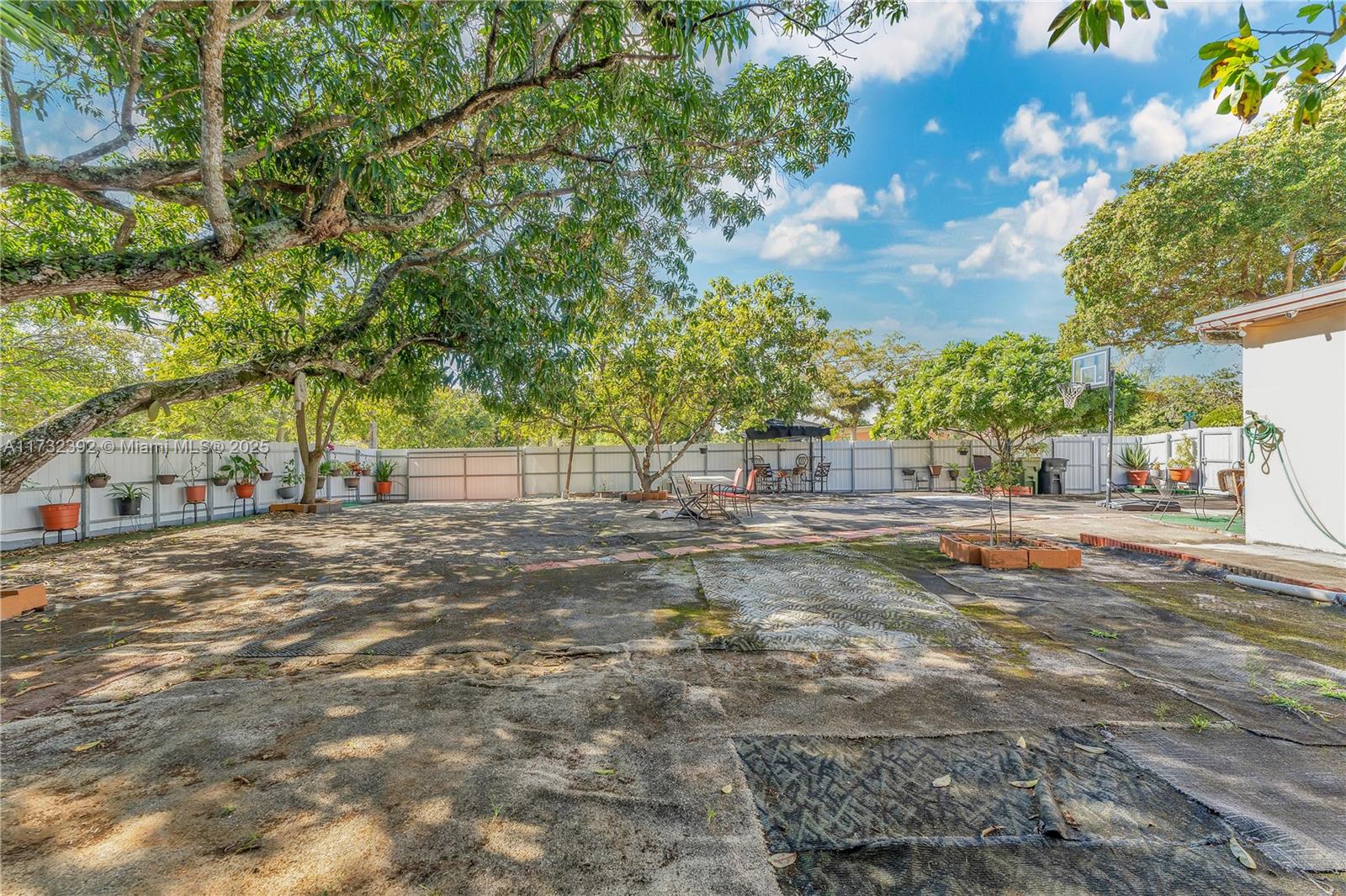 OVERBROOK SHORES NO 3 - Residential