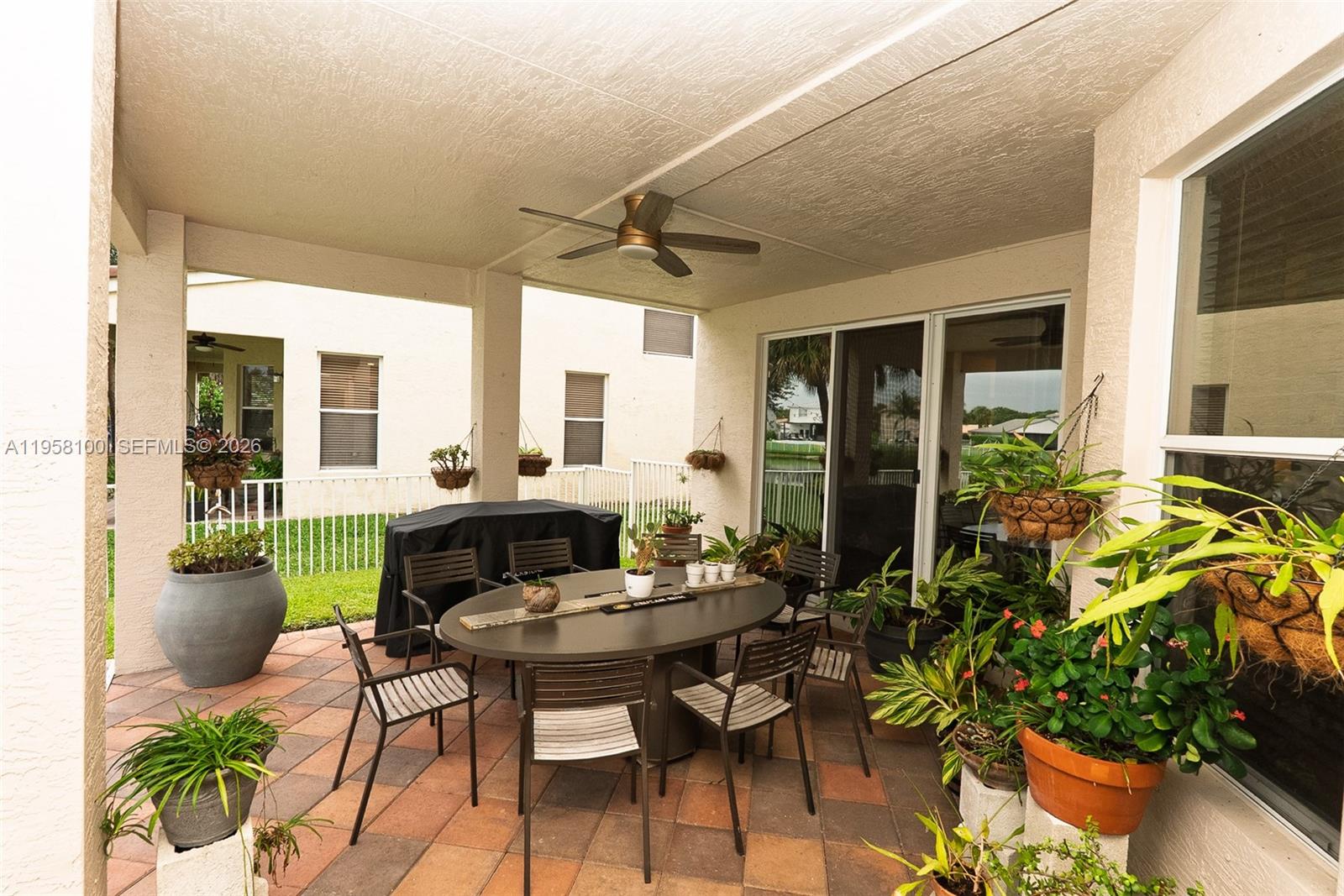 SILVER FALLS - Residential