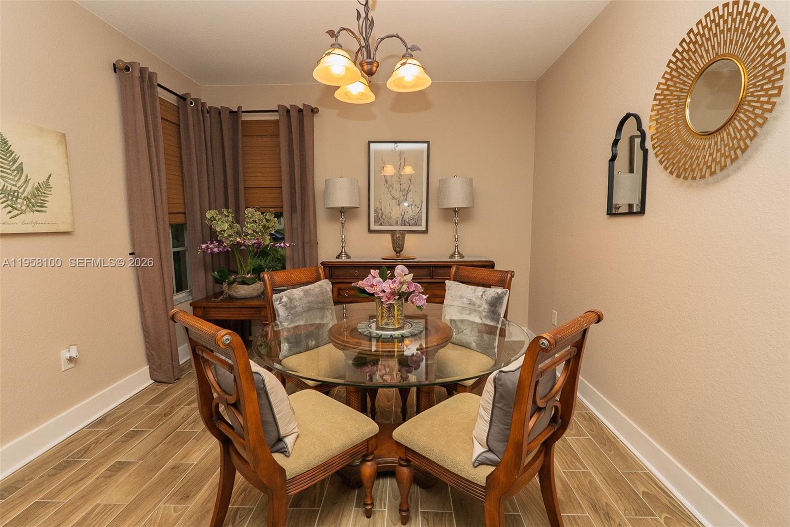 SILVER FALLS - Residential