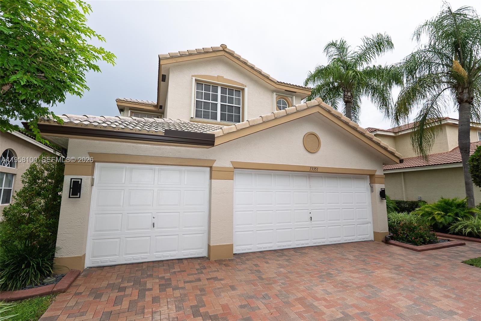 SILVER FALLS - Residential