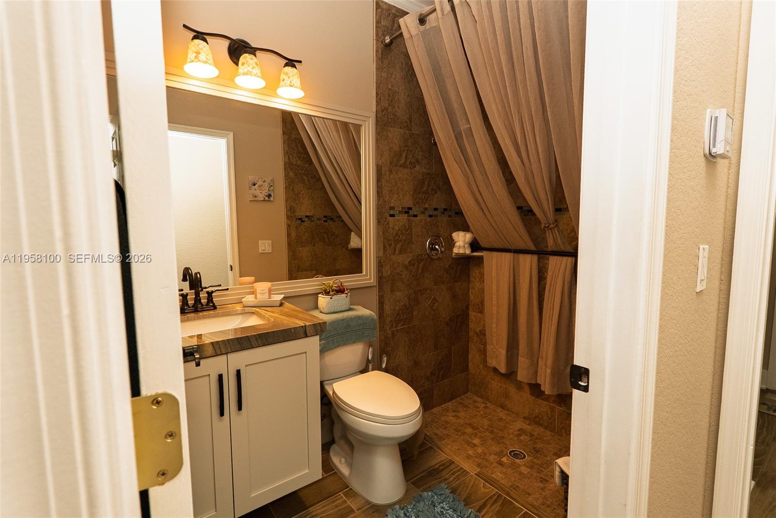 SILVER FALLS - Residential