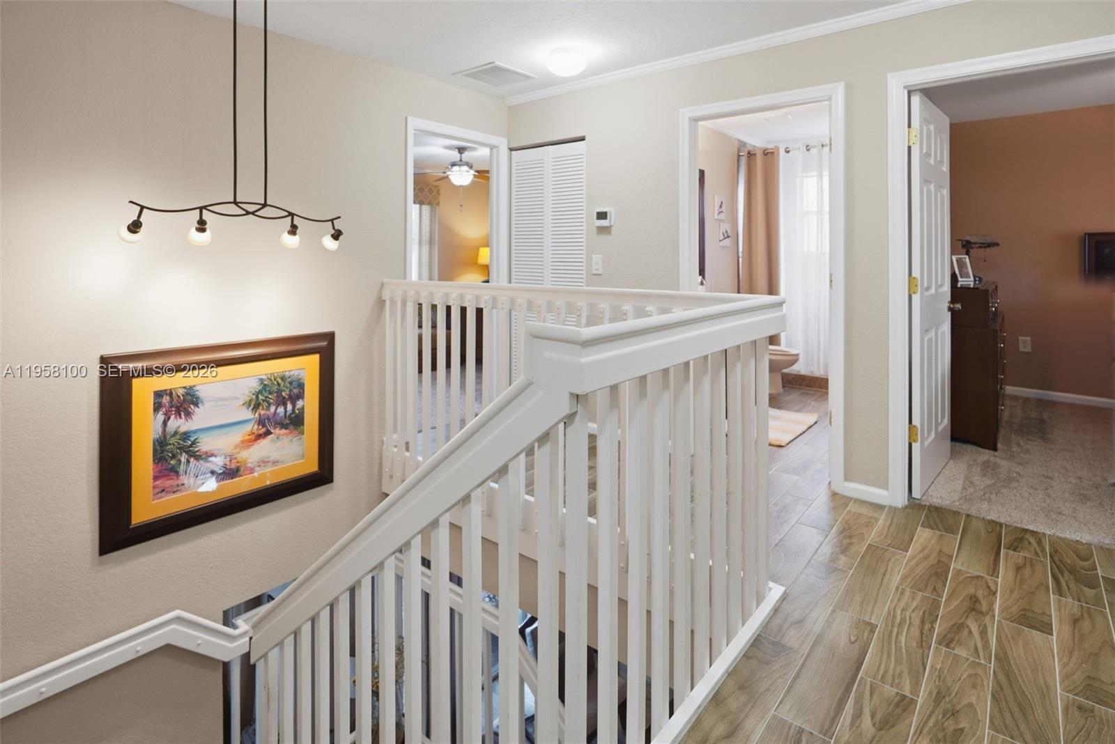 SILVER FALLS - Residential