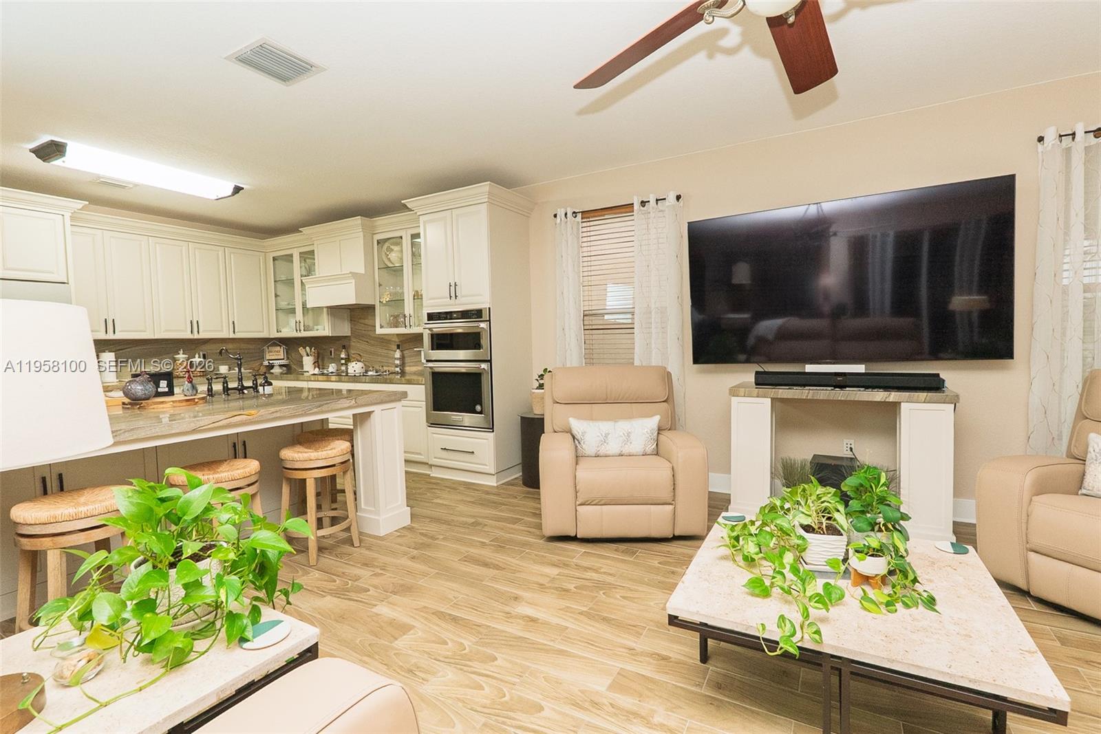 SILVER FALLS - Residential