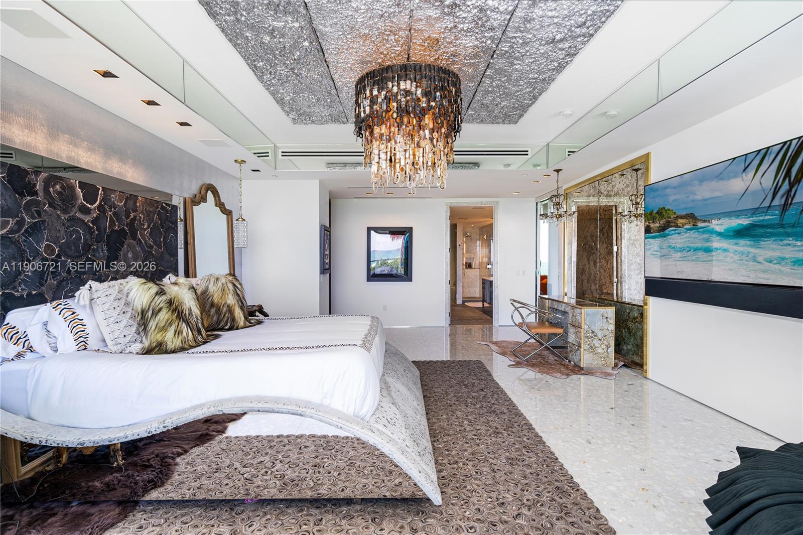 ALTOS DEL MAR NO. 5 - Residential