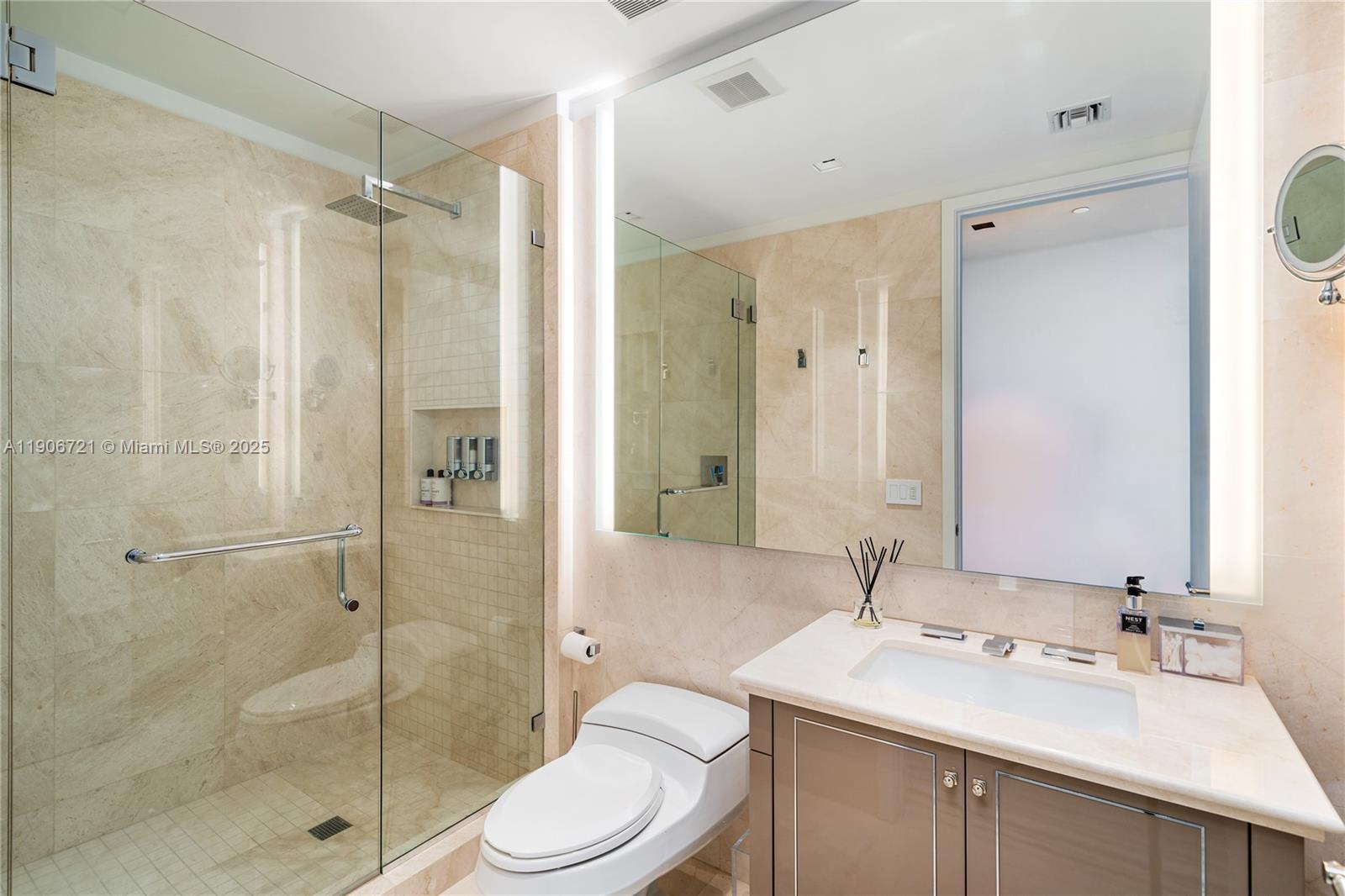 ALTOS DEL MAR NO. 5 - Residential