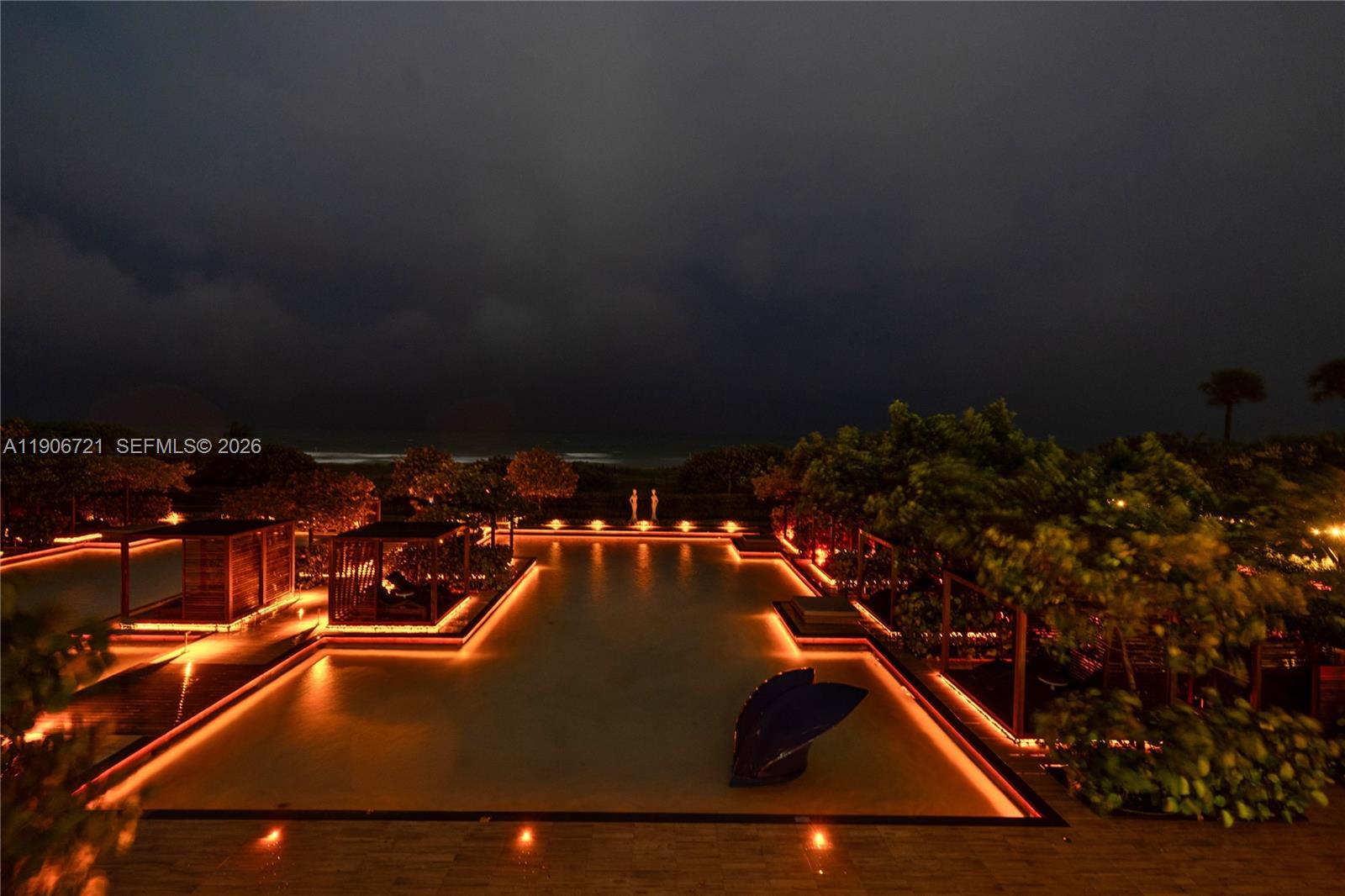 ALTOS DEL MAR NO. 5 - Residential