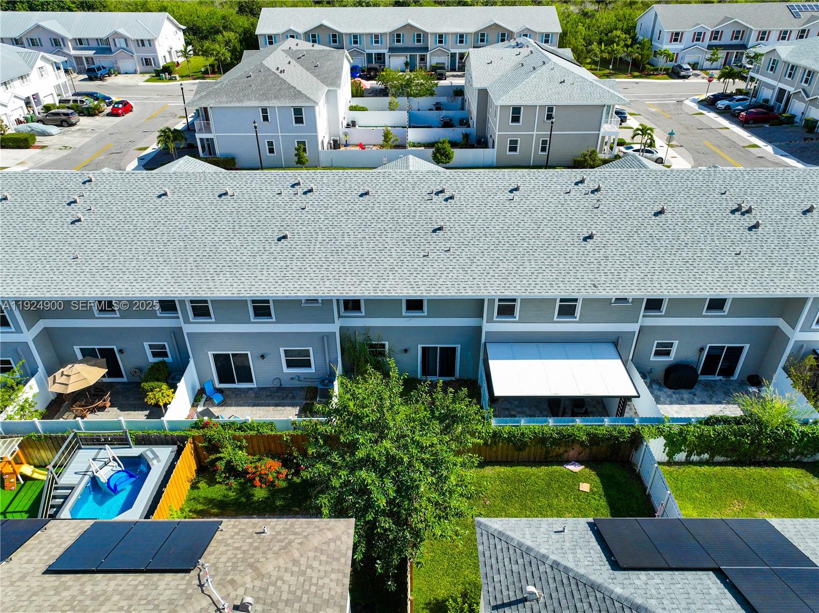 HAMILTON PLACE - Residential