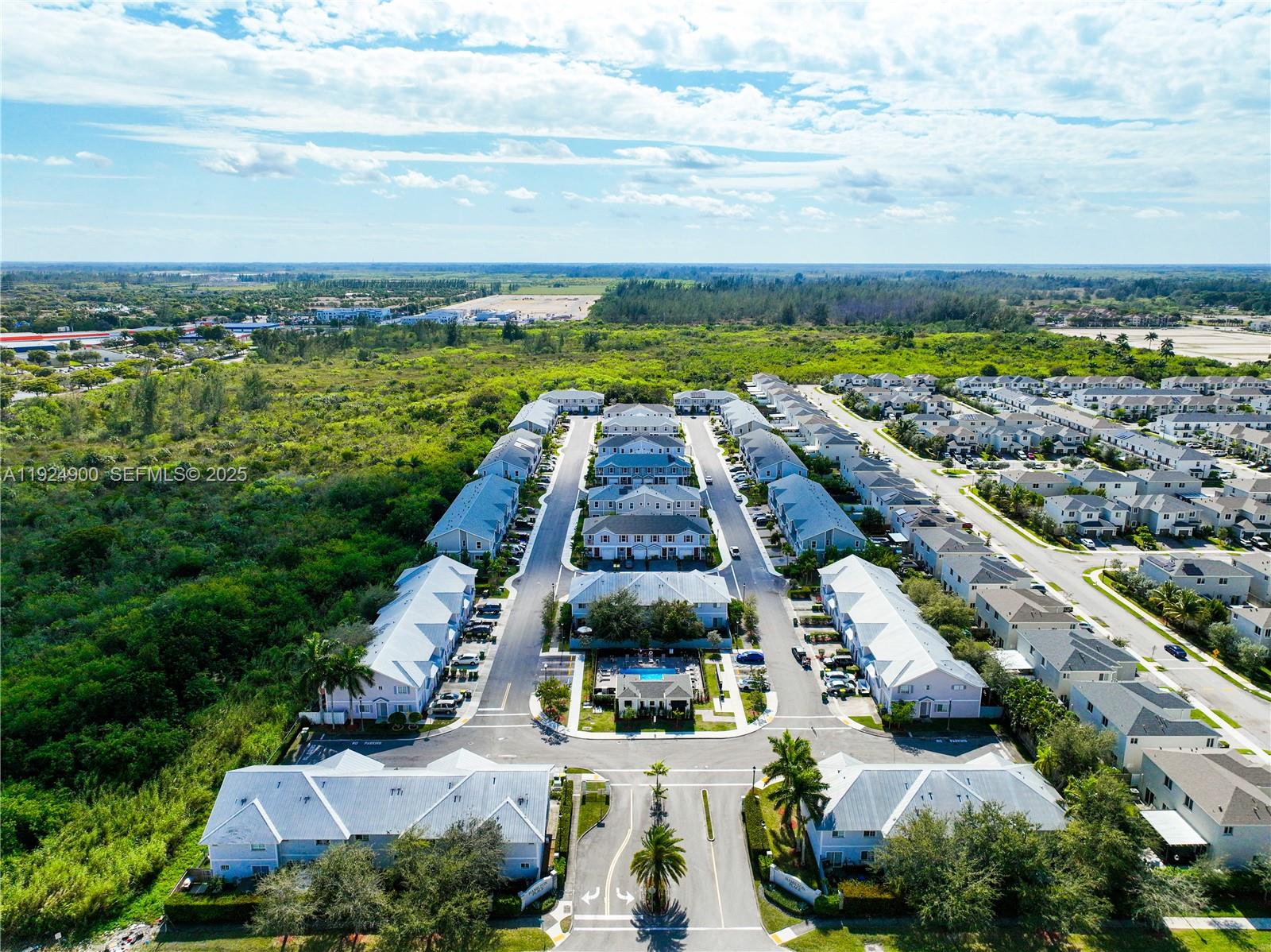 HAMILTON PLACE - Residential