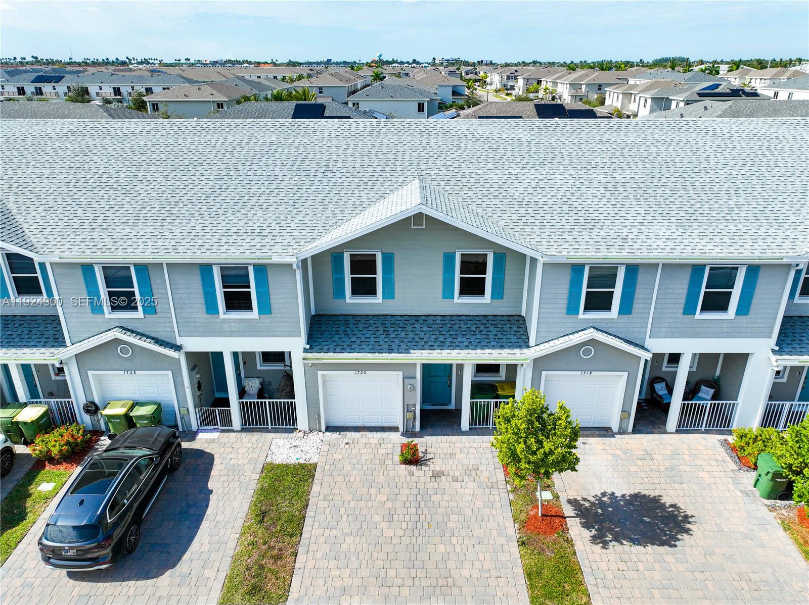 HAMILTON PLACE - Residential