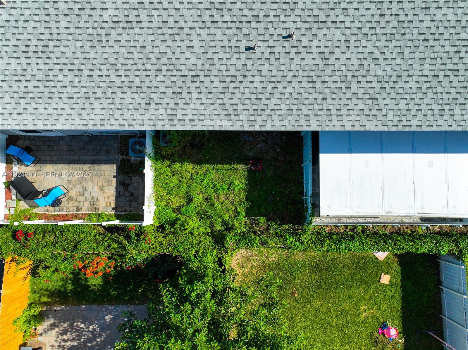 HAMILTON PLACE - Residential