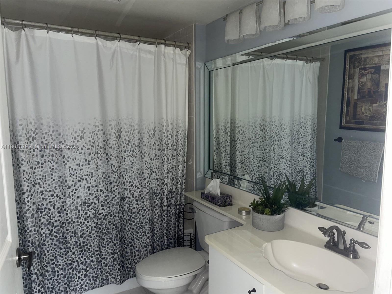 SUNRISE LAKES 167 CONDO - Residential