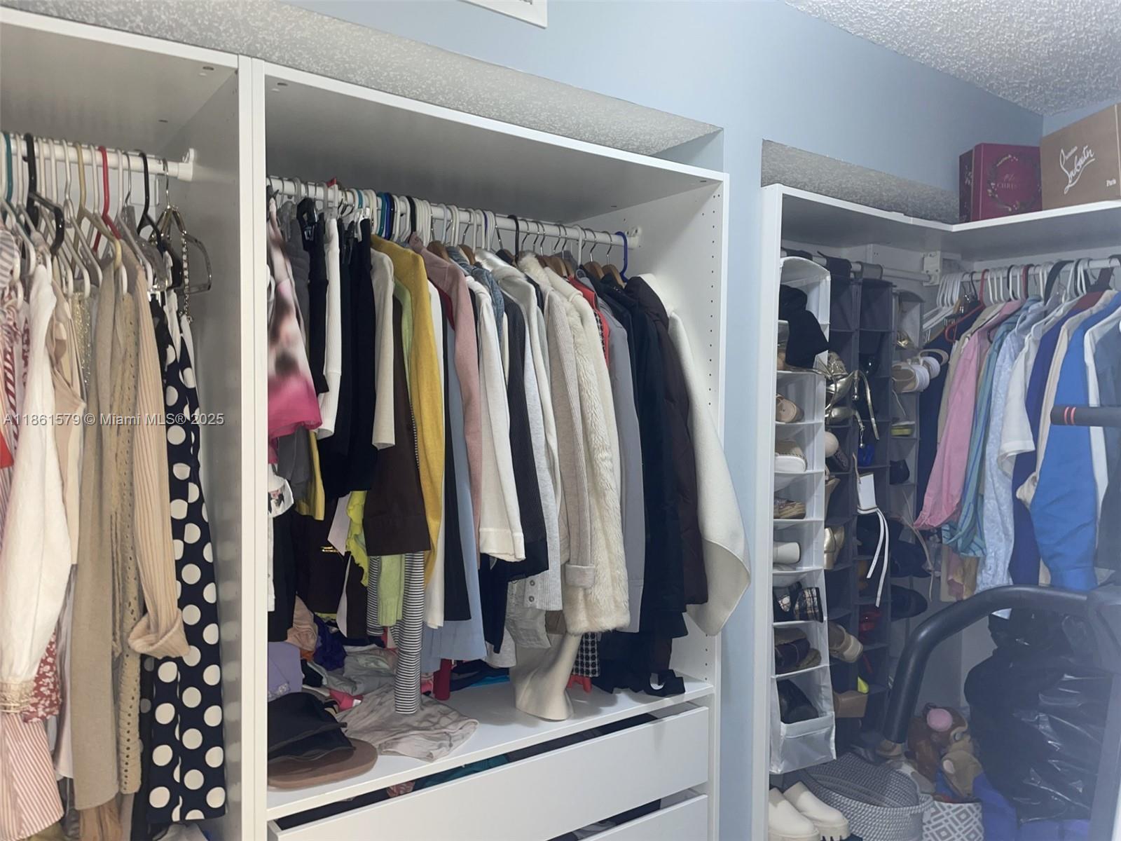 SUNRISE LAKES 167 CONDO - Residential