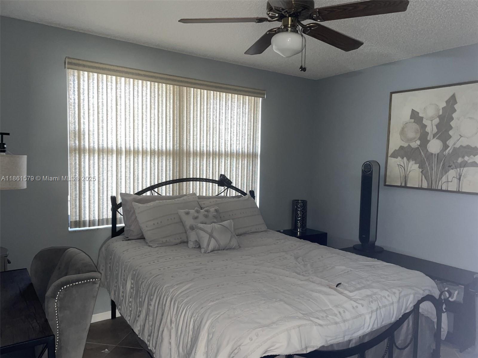 SUNRISE LAKES 167 CONDO - Residential