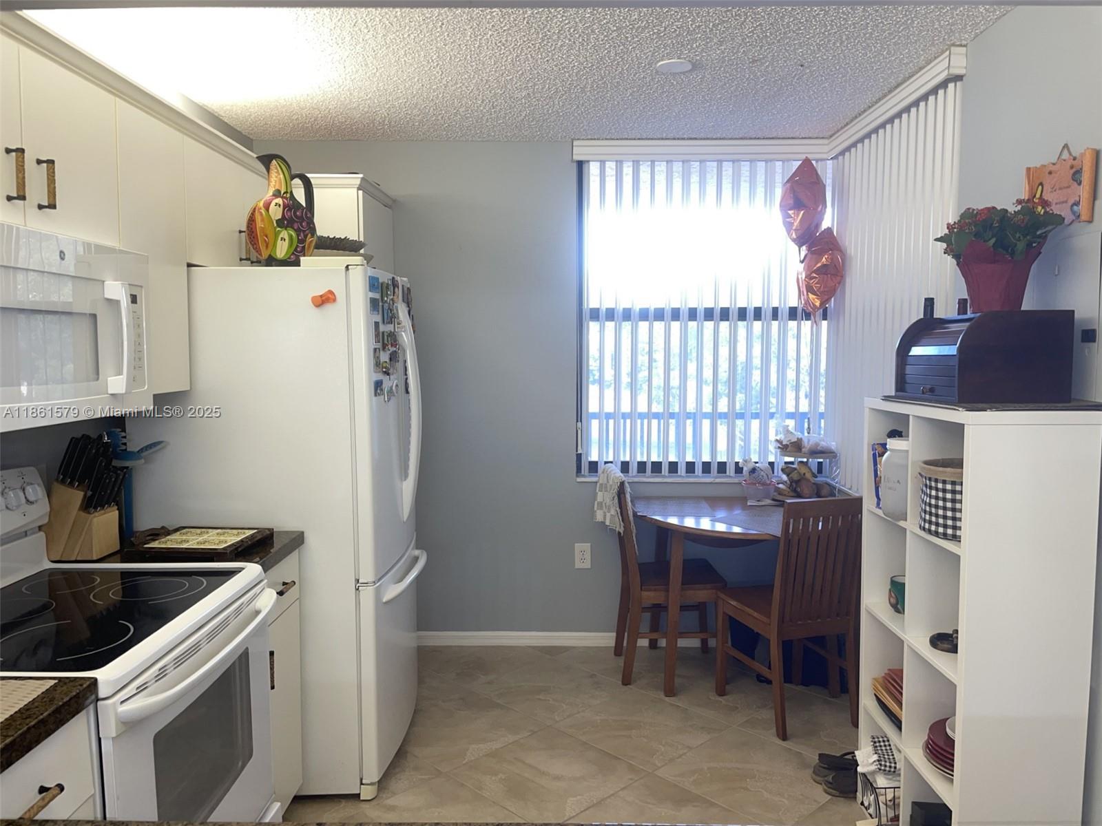 SUNRISE LAKES 167 CONDO - Residential