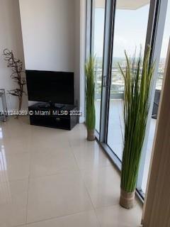 IVY AT RIVERFRONT - Residential Lease