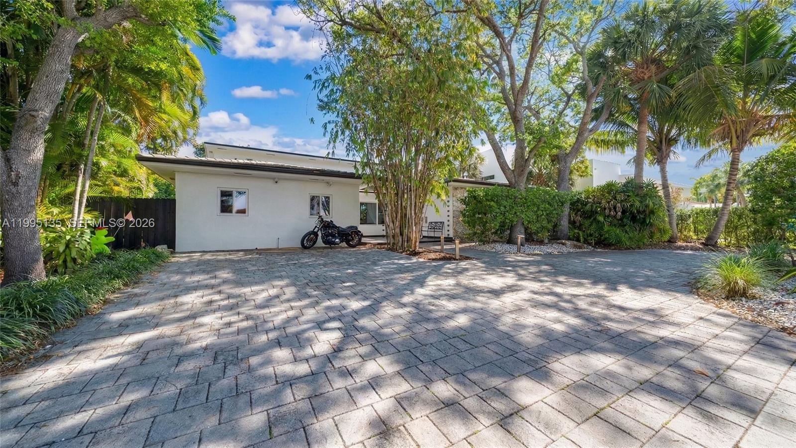 SANS SOUCI ESTATES - San - Residential