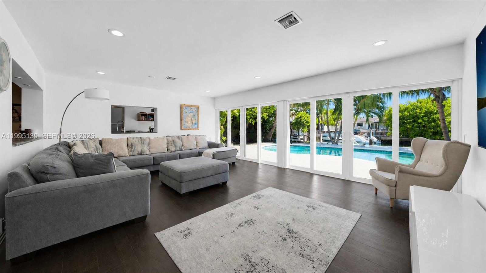 SANS SOUCI ESTATES - San - Residential