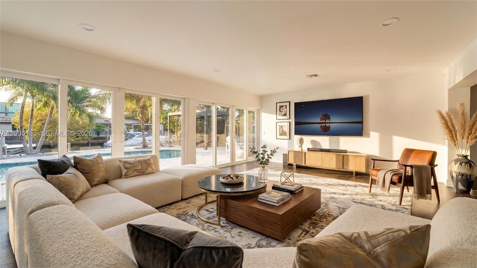 SANS SOUCI ESTATES - San - Residential