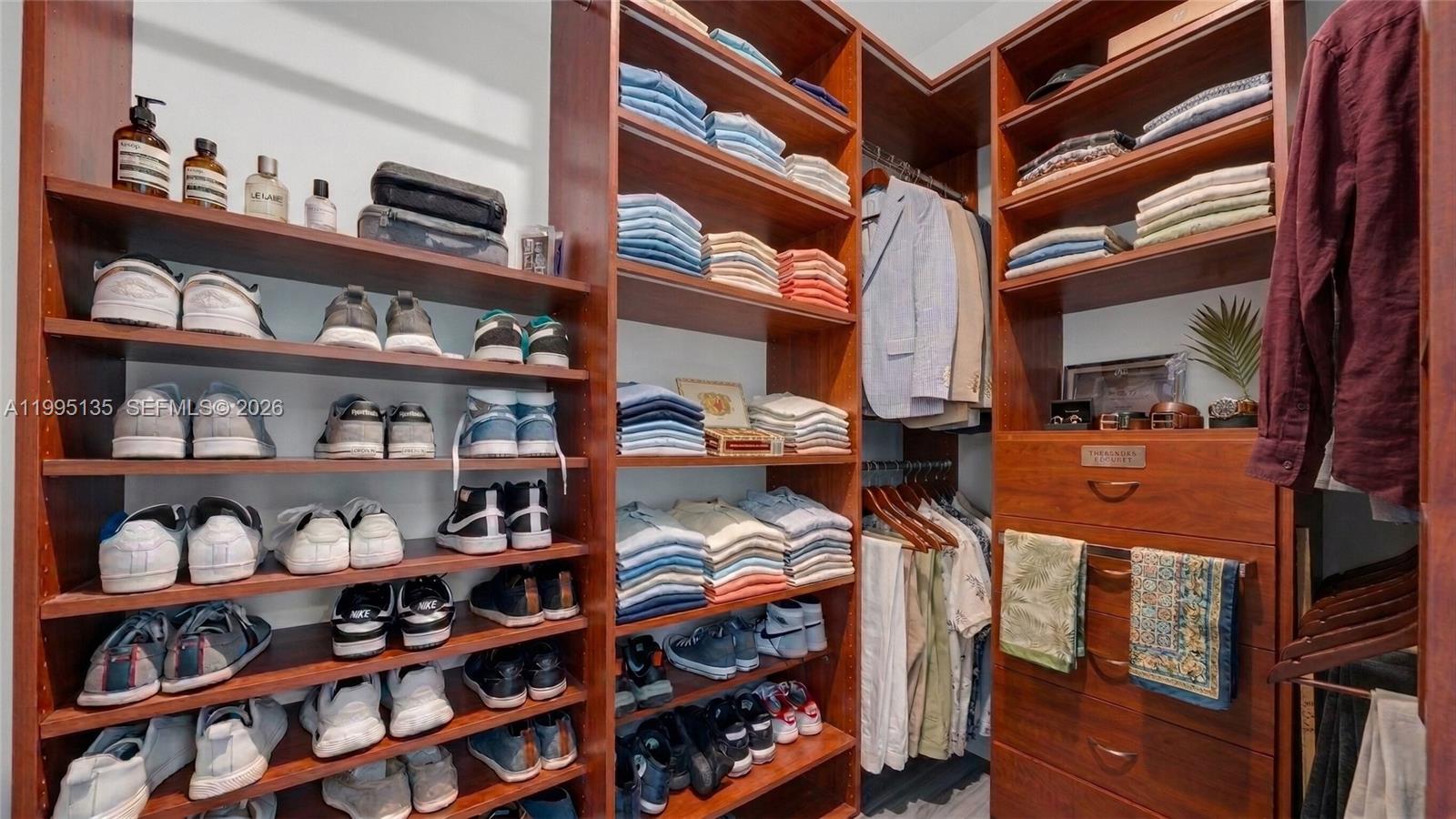 SANS SOUCI ESTATES - San - Residential