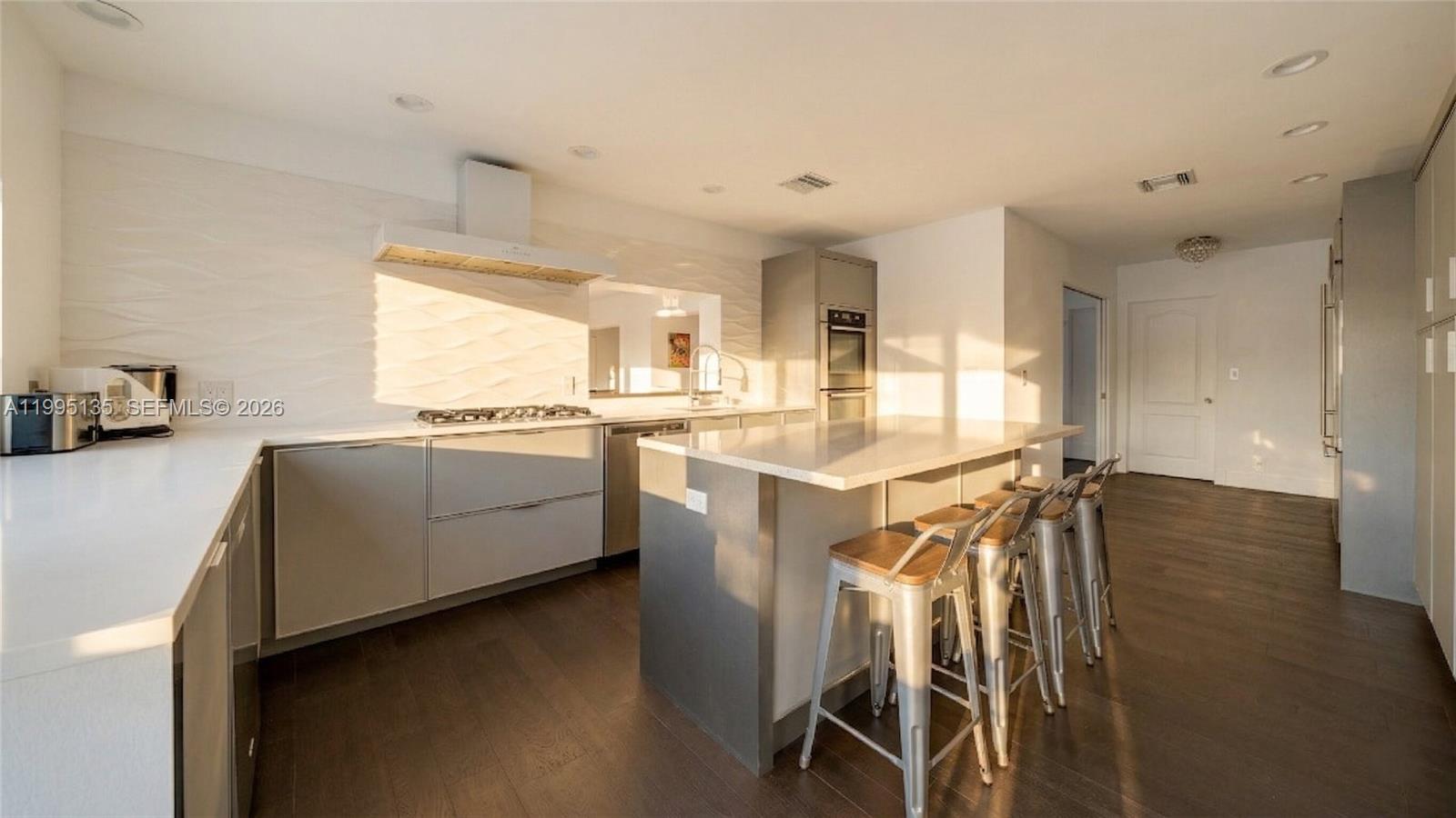 SANS SOUCI ESTATES - San - Residential