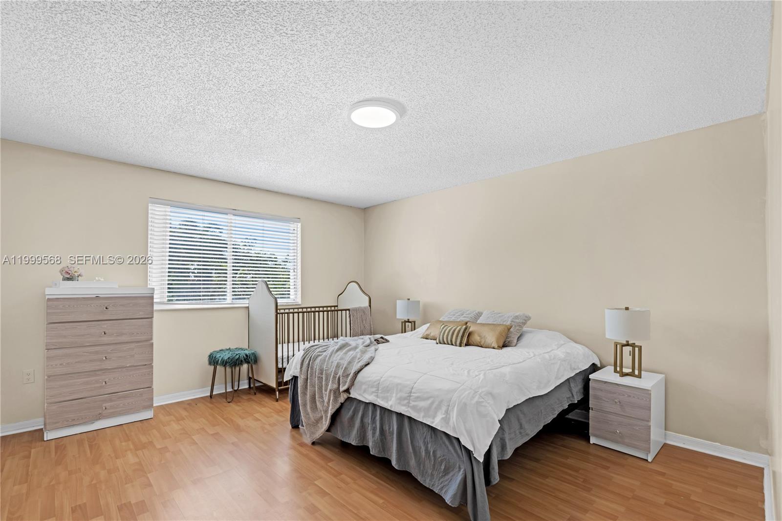 WEITZER SERENA LAKES ESTA - Residential