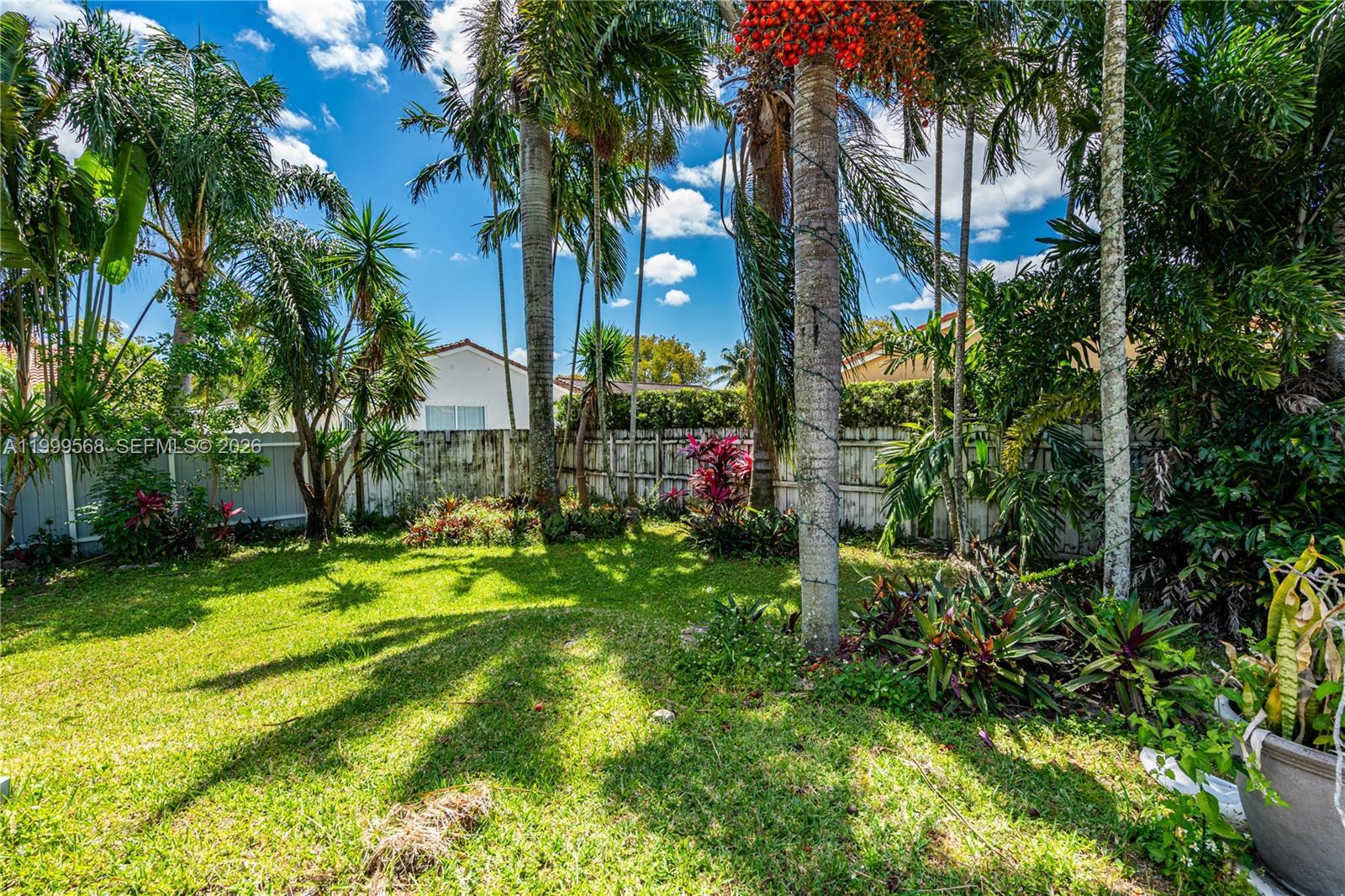 WEITZER SERENA LAKES ESTA - Residential